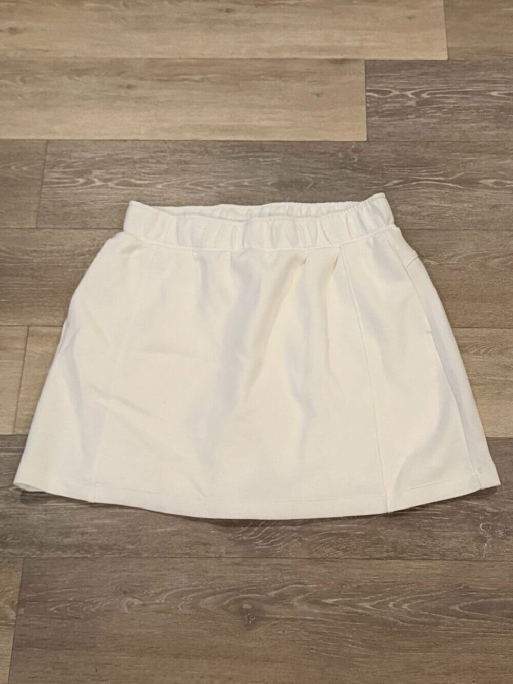 Mondetta Performance Luxury Skort White Small Athletic